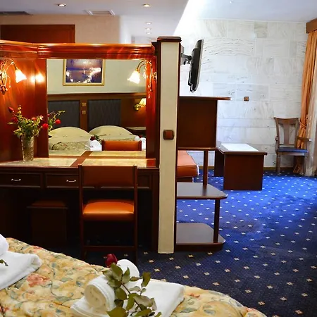 Tsamis Hotel 3*